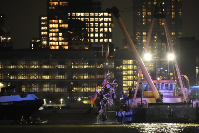 Divers Search for Wreckage After Helicopter Crash in NYC
