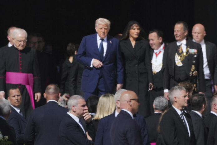 Trump’s Blue Suit at Pope’s Funeral Stirs Online Criticism